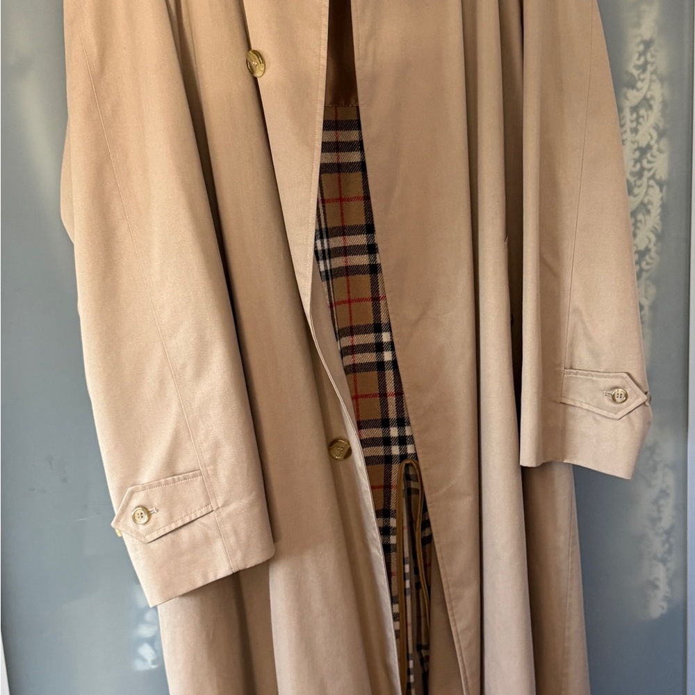 Burberry Tan Trench Coat - Picture 9 of 13